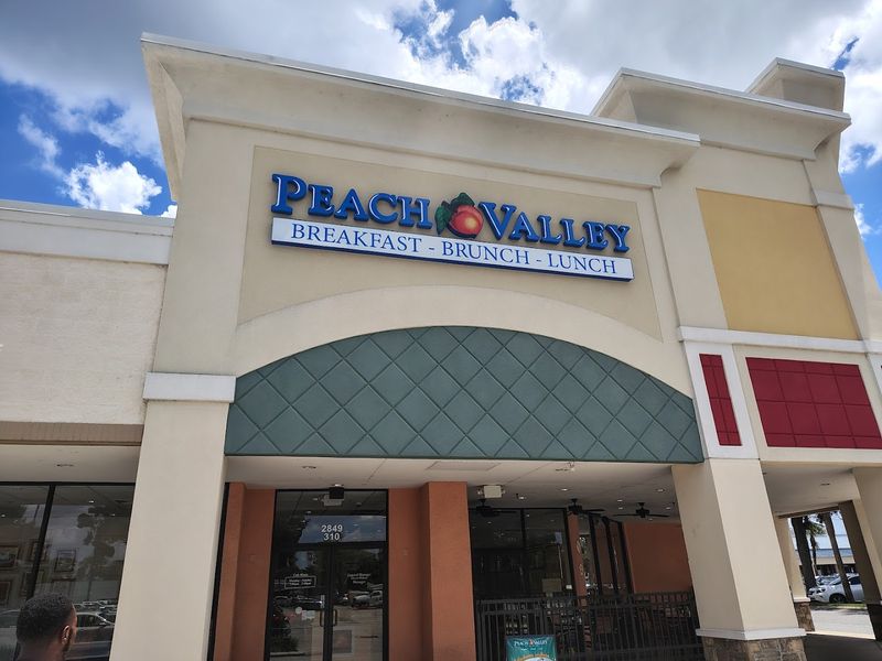 The Location And Setting Of Peach Valley Cafe The Location And Setting Of Peach Valley Cafe