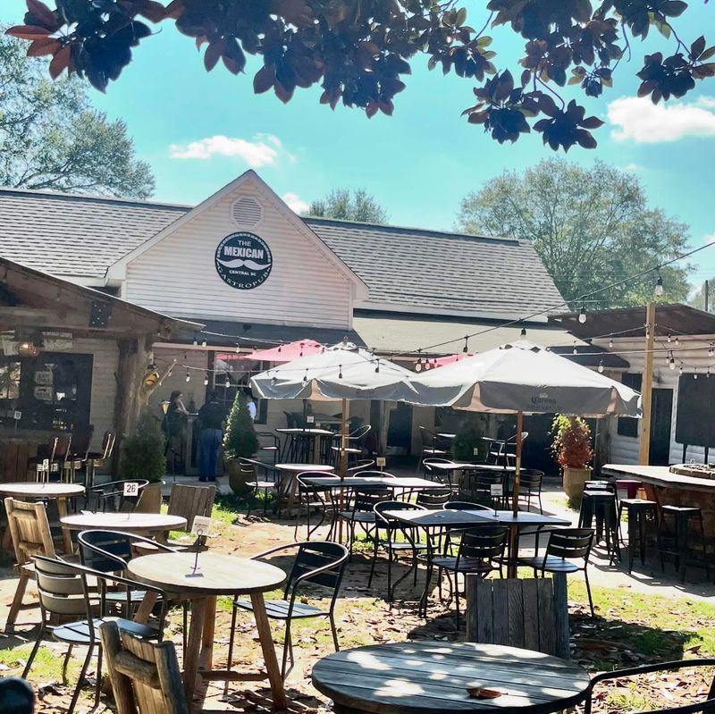 The Location Is Small-Town Central But The Flavor Is Anything But Small The Location Is Small-Town Central But The Flavor Is Anything But Small