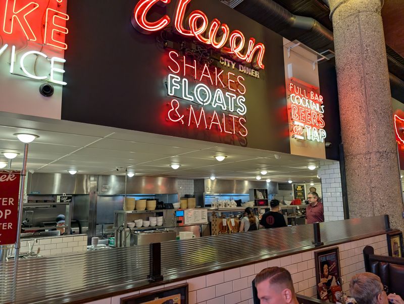 A Retro Deli Soul With Chicago Energy