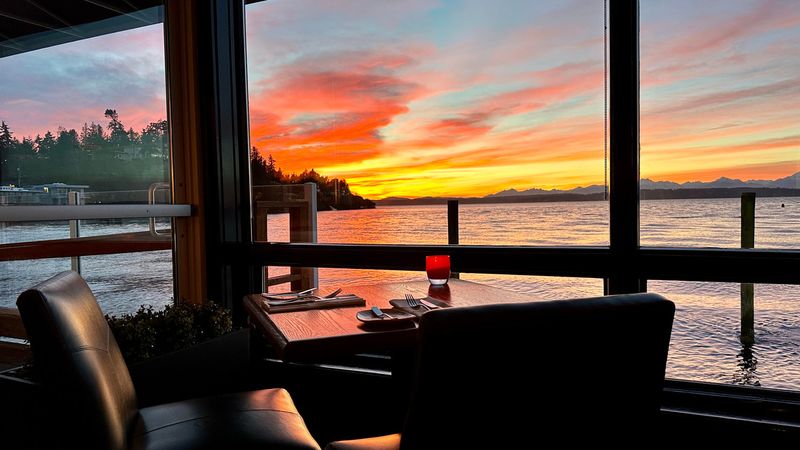 Ray's Boathouse (Seattle, Shilshole Bay waterfront)