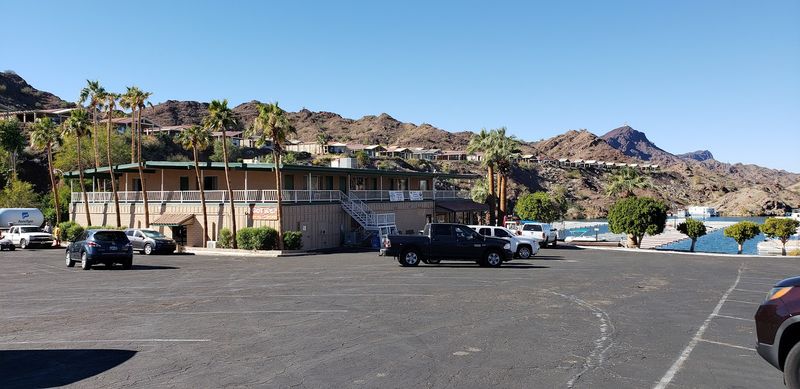 Happy Hour Deals That Make Weekdays Feel Special