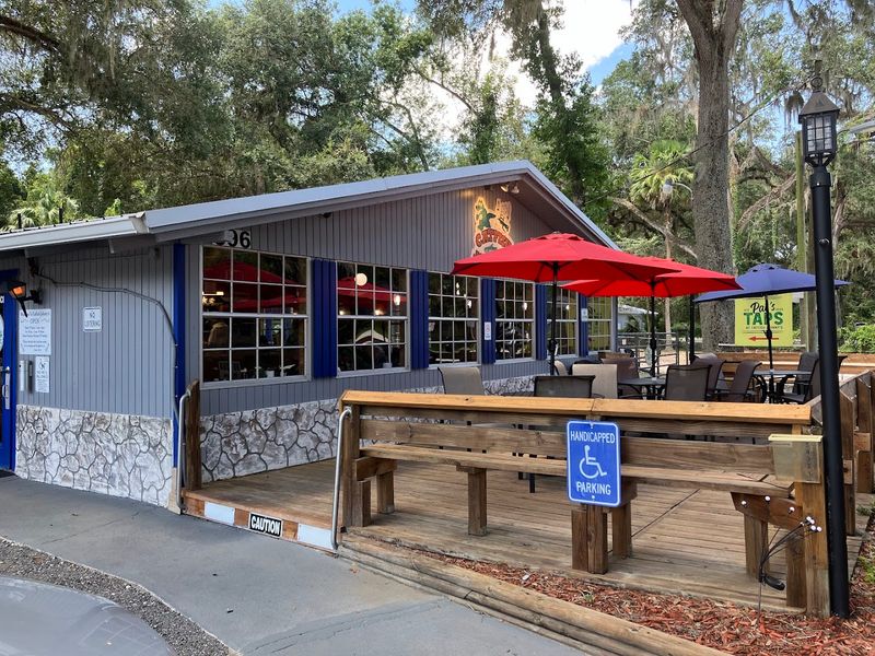 Planning Your Visit To Catfish Johnny's In Lake Panasoffkee