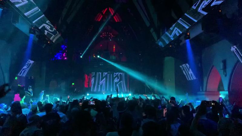 The Main Hall - Where the Gothic Architecture and the Sound System Meet The Main Hall - Where the Gothic Architecture and the Sound System Meet
