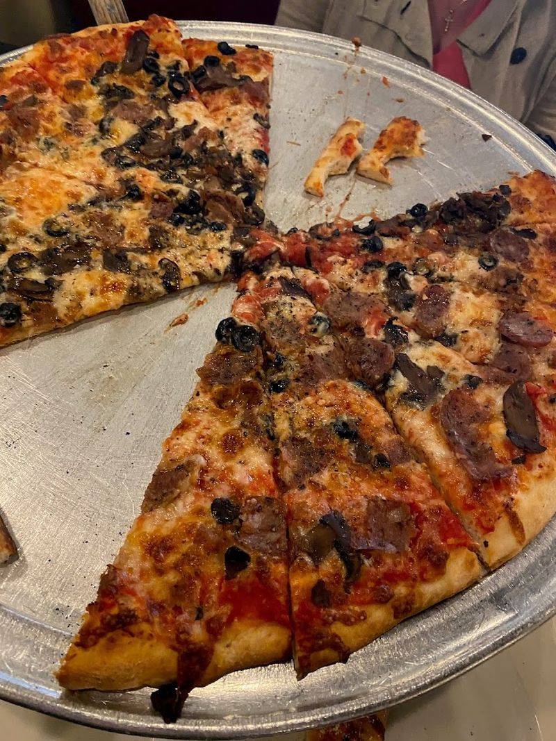 The Meatball Pizza That Deserves Its Own Fan Club