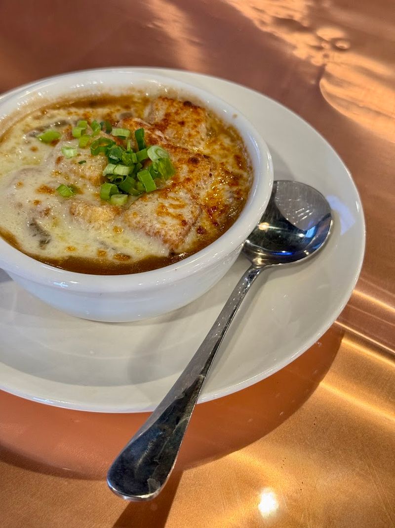 The French Onion Soup That Earns the Spotlight