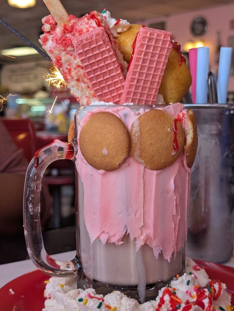 Milkshakes So Over-The-Top They Deserve A Standing Ovation
