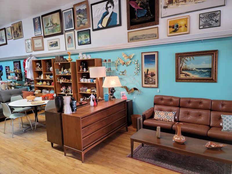 The Mid-Century Modern Aesthetic 
