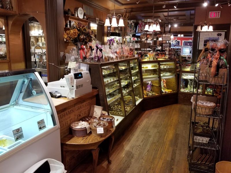 Graham's Fine Chocolates & Ice Cream - Geneva