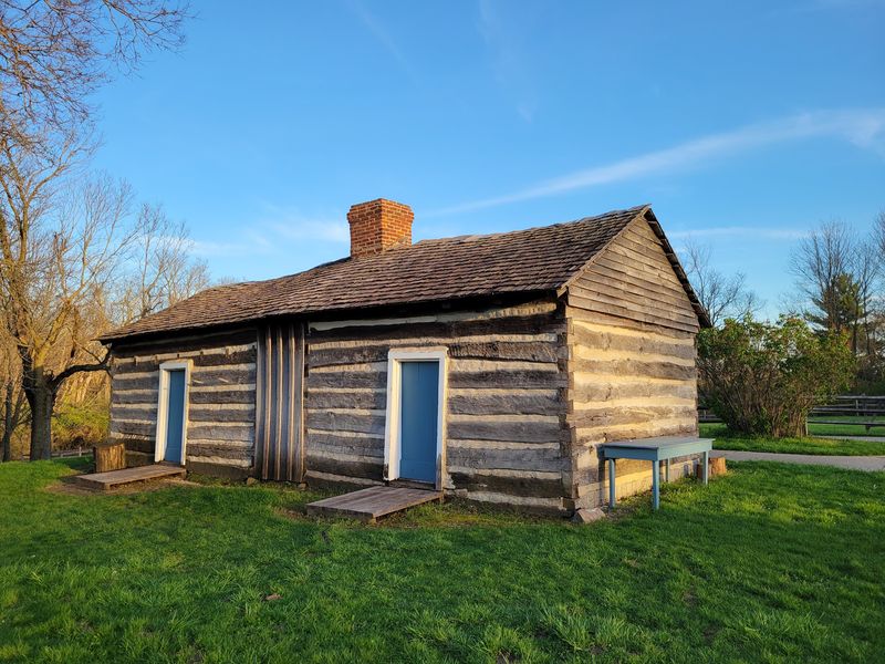 The Missing Cabin That Went To Chicago And Never Came Back