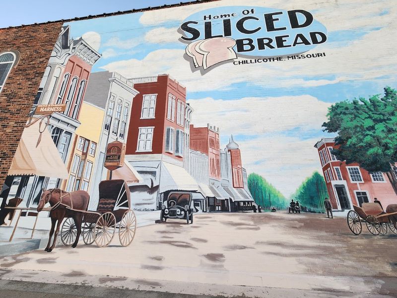 The Missouri Town That Introduced Sliced Bread To The World