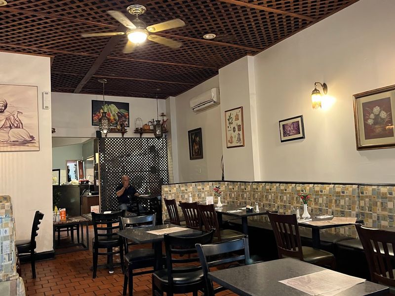 Couscous with Chicken That Quietly Steals the Show