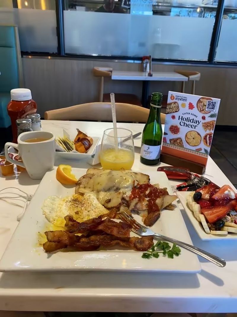 The Service Style Keeps You At The Table Longer