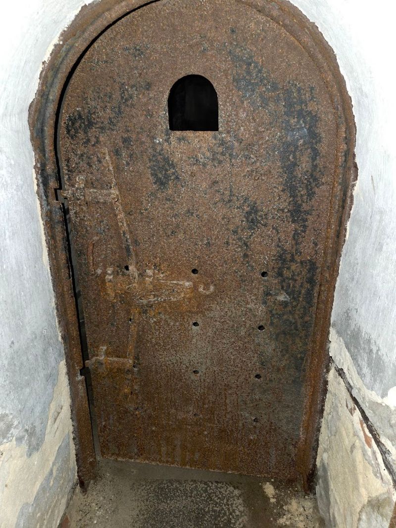 Cell 17 And The Handprint That Never Disappears