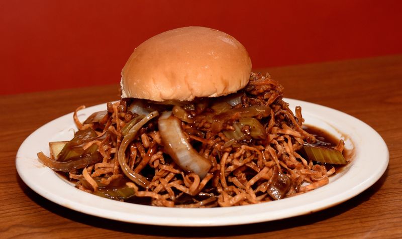 The Chow Mein Sandwich
