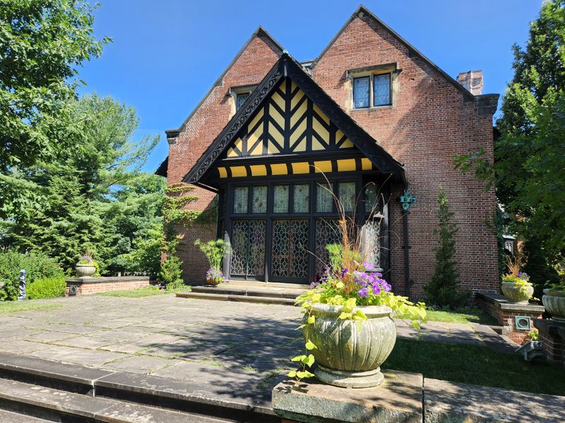 The Swimming Pool Complex