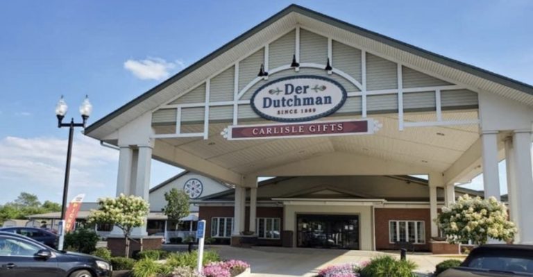 The Must-Try Ohio Buffet Where The Dessert Station Is A Friday Night Tradition