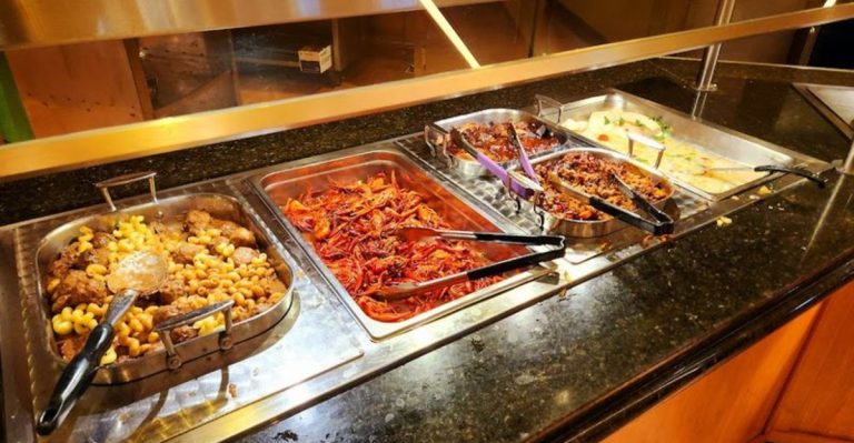 The Must-Try Washington Buffet Where The Dessert Station Turns Every Meal Into An Event