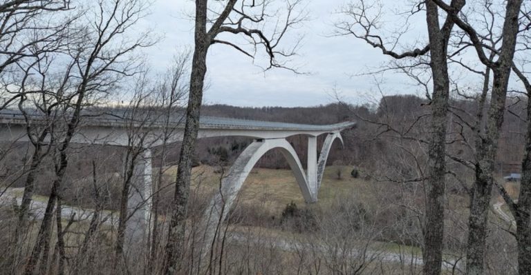 The Mysterious Mississippi Highway Locals Avoid Once The Sun Goes Down