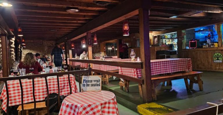 The NY Strip At This Beloved Restaurant In Arizona Is Worth The Drive From Anywhere In The State