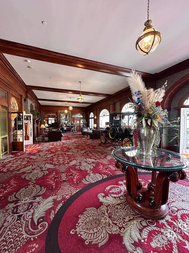 The Arrival Scene: Walking In Like You Already Belong Here