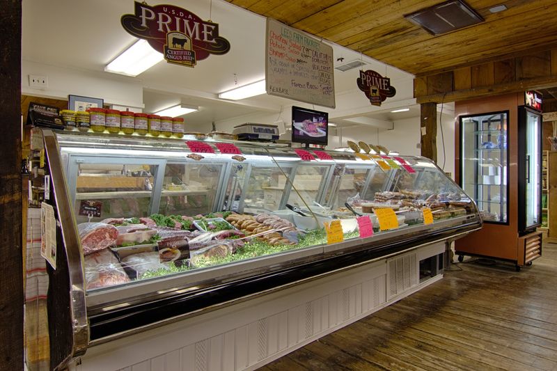 The New York Deli That Steals The Show The New York Deli That Steals The Show