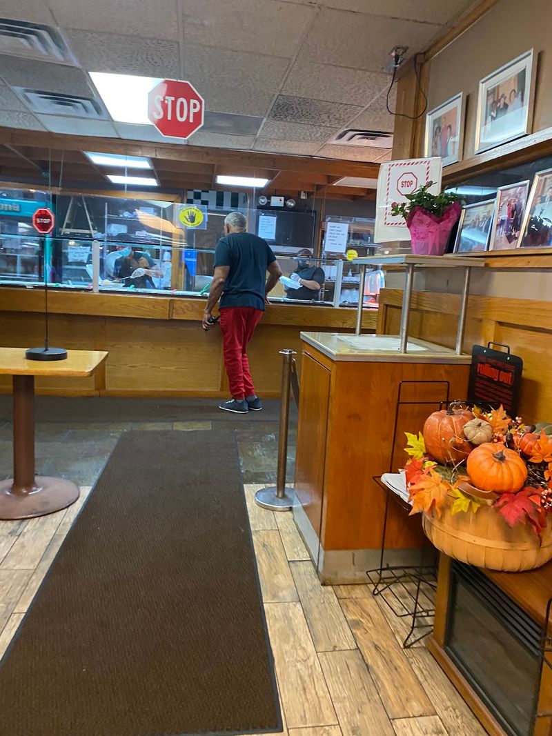 The No-Frills Atmosphere And Cafeteria Line The No-Frills Atmosphere And Cafeteria Line