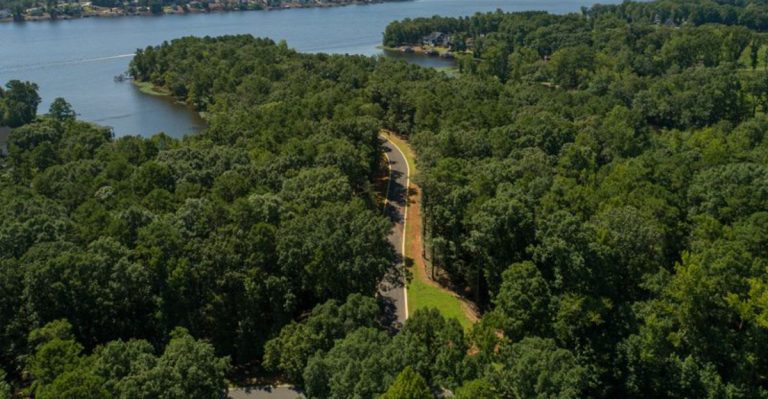 The North Carolina Lakeside Escape Locals Call Their Best-Kept Secret