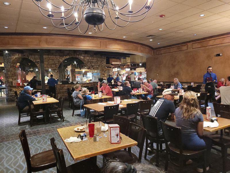 The Northglenn Market Format Takes Pressure Off Ordering