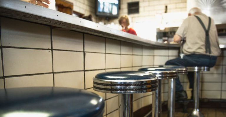 The Ohio Mom & Pop Restaurant That Locals Say Tastes Like Childhood