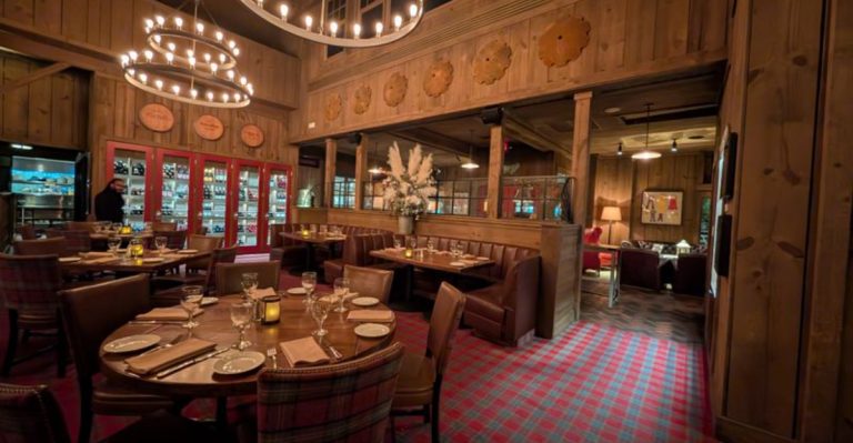 The Ohio Restaurant Where Locals Go For The Best Sunday Brunch