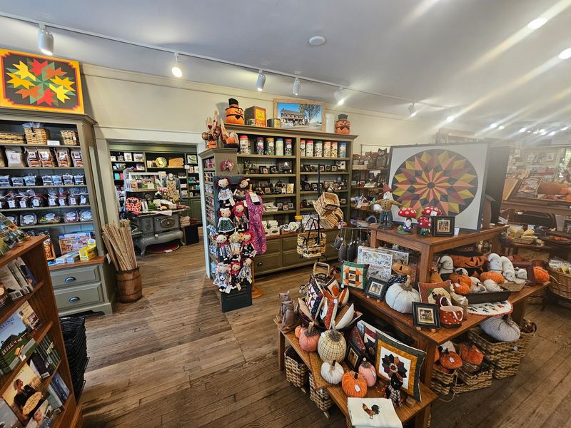 The Old Country Store, Intercourse