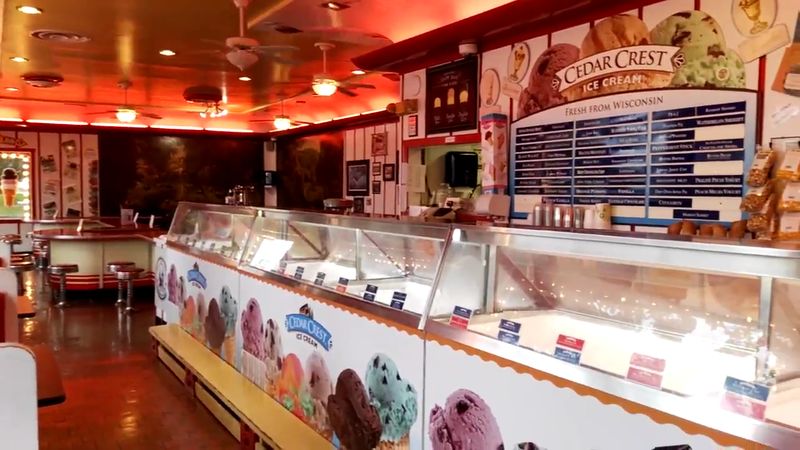 The Old-Fashioned Parlor That Time Forgot The Old-Fashioned Parlor That Time Forgot