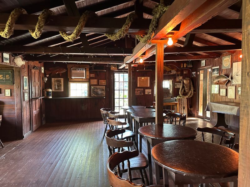 Cap’s Place Island Restaurant, Lighthouse Point