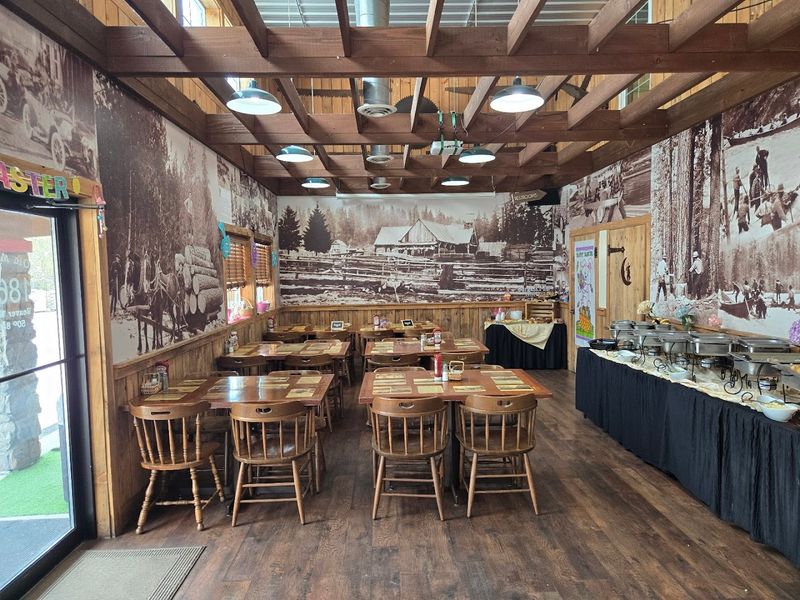 The Old Mill Cafe And Its Beloved Pizza
