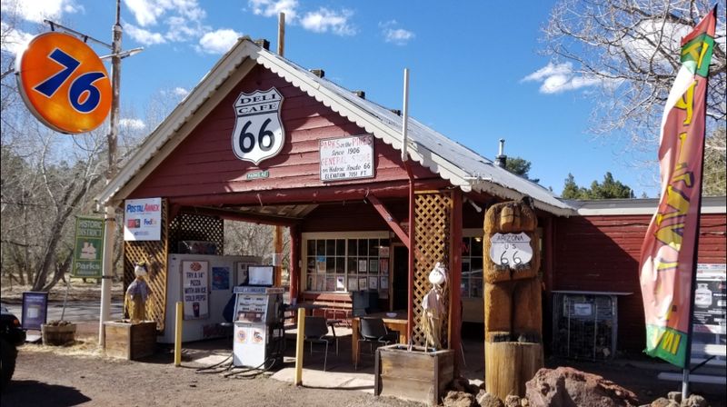 The Old Route 66 Parks Store, Parks The Old Route 66 Parks Store, Parks