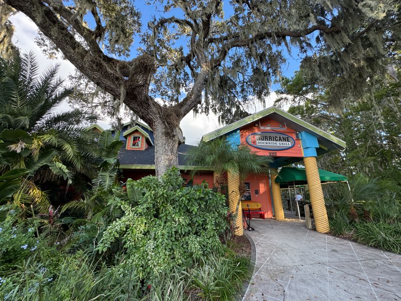 Hurricane Dockside Grill — Tavares