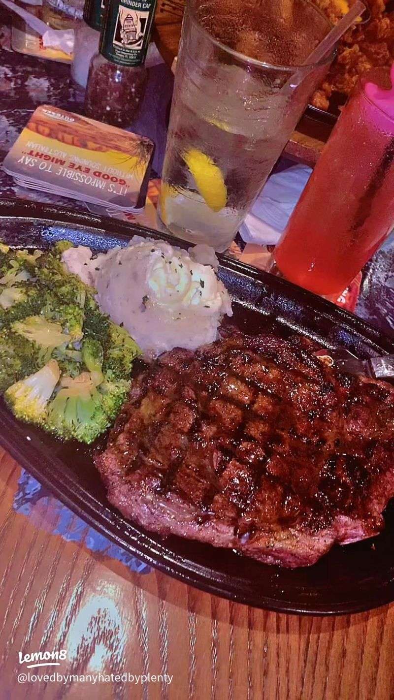 Outback Steakhouse – Fake Aussie, Real Disappointment