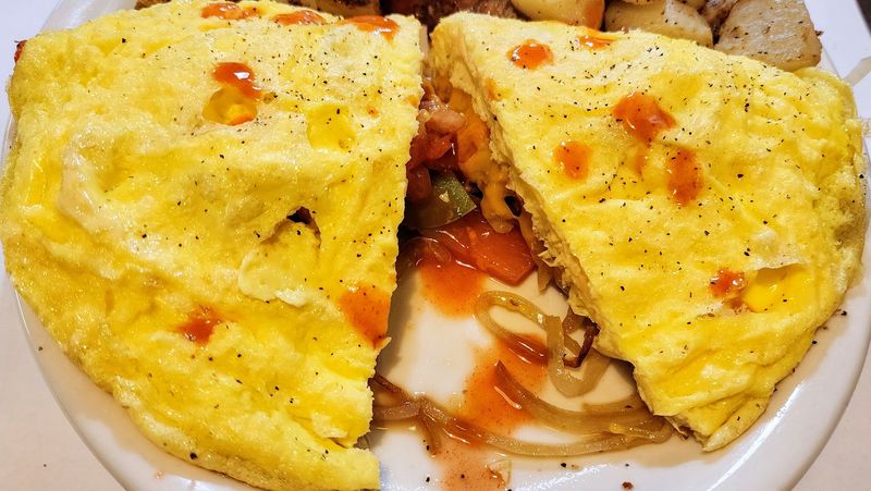 The Omelet Situation Here Is Genuinely Impressive The Omelet Situation Here Is Genuinely Impressive