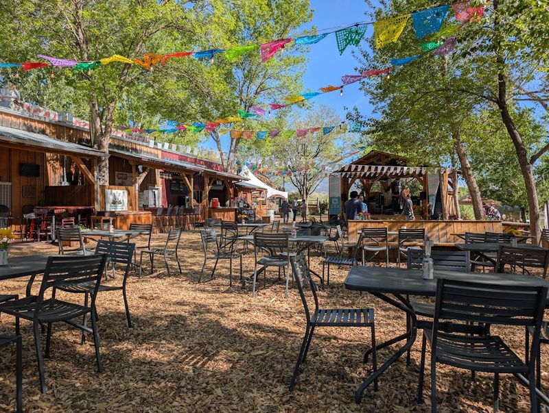 The Orchard Stop That Visitors Keep Recommending To Strangers
