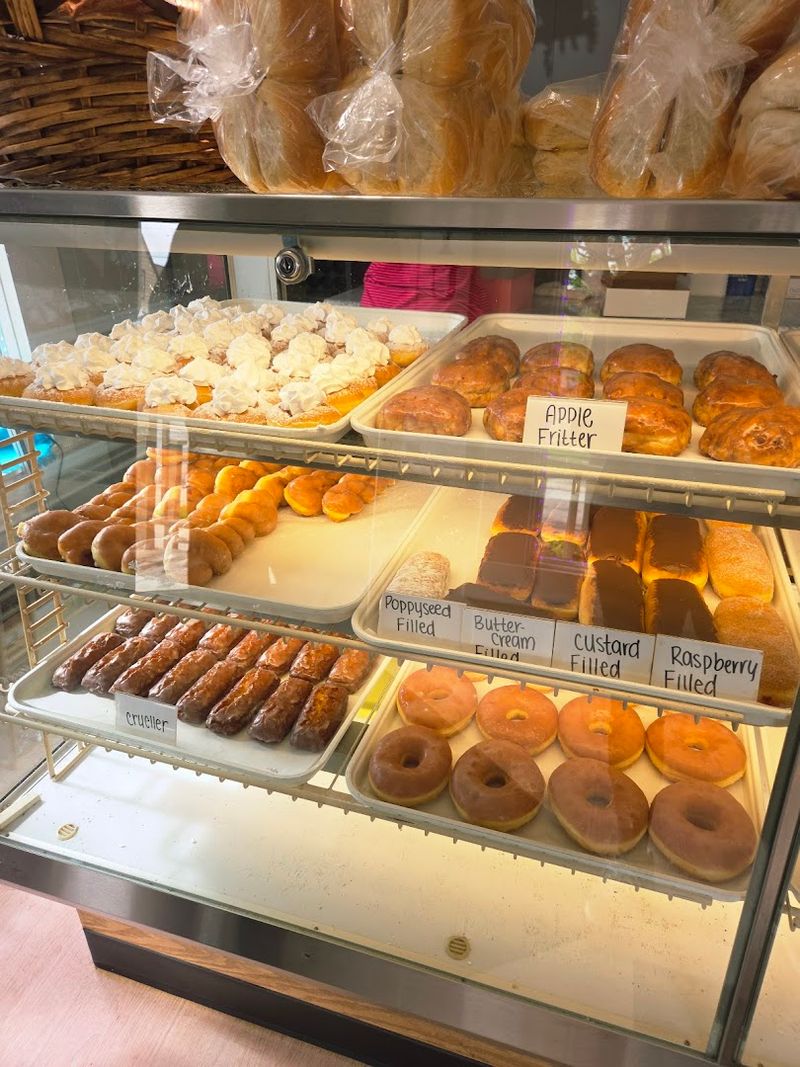The Original Apple Fritters That Made It Famous