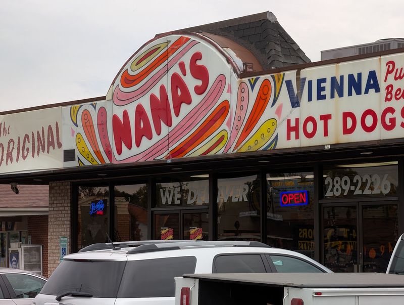 The Original Nana's Hot Dogs, Streamwood, IL