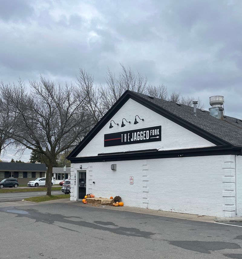 The Jagged Fork, Grosse Pointe Farms