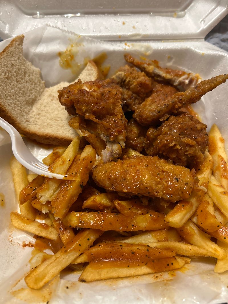 Carbrys BBQ & Soul Food – North Randall