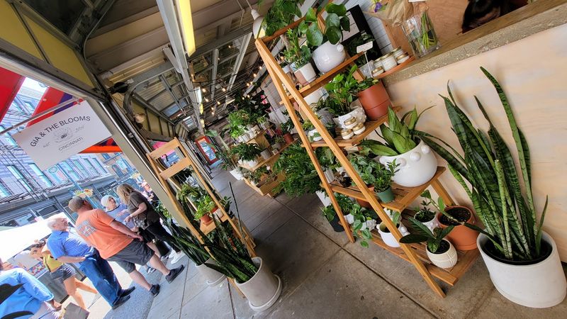 Artisan Goods and Non-Food Vendors