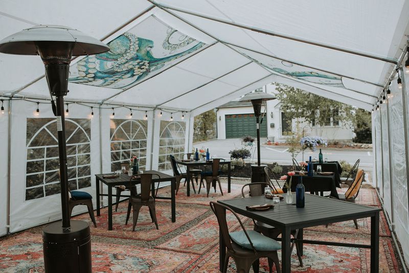 The Outdoor Dining Experience The Outdoor Dining Experience