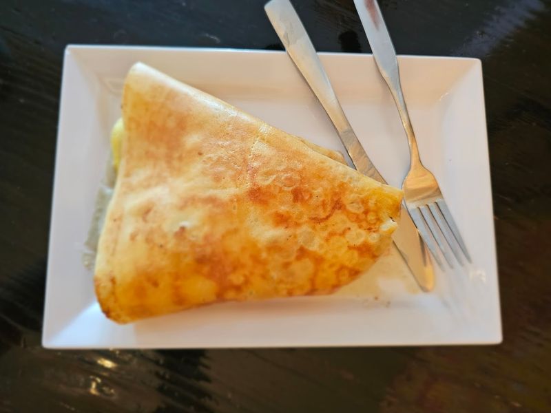 The Portion Sizes That Consistently Surprise First-Time Visitors