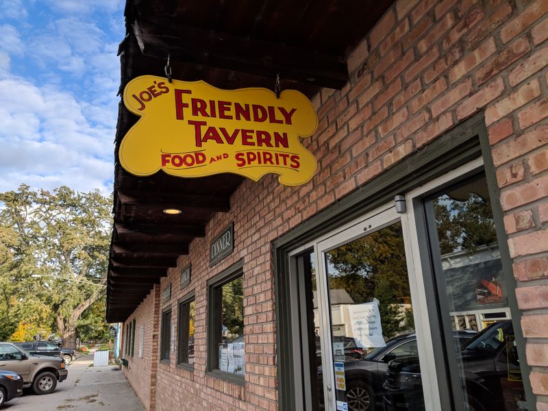 Joe's Friendly Tavern – Empire