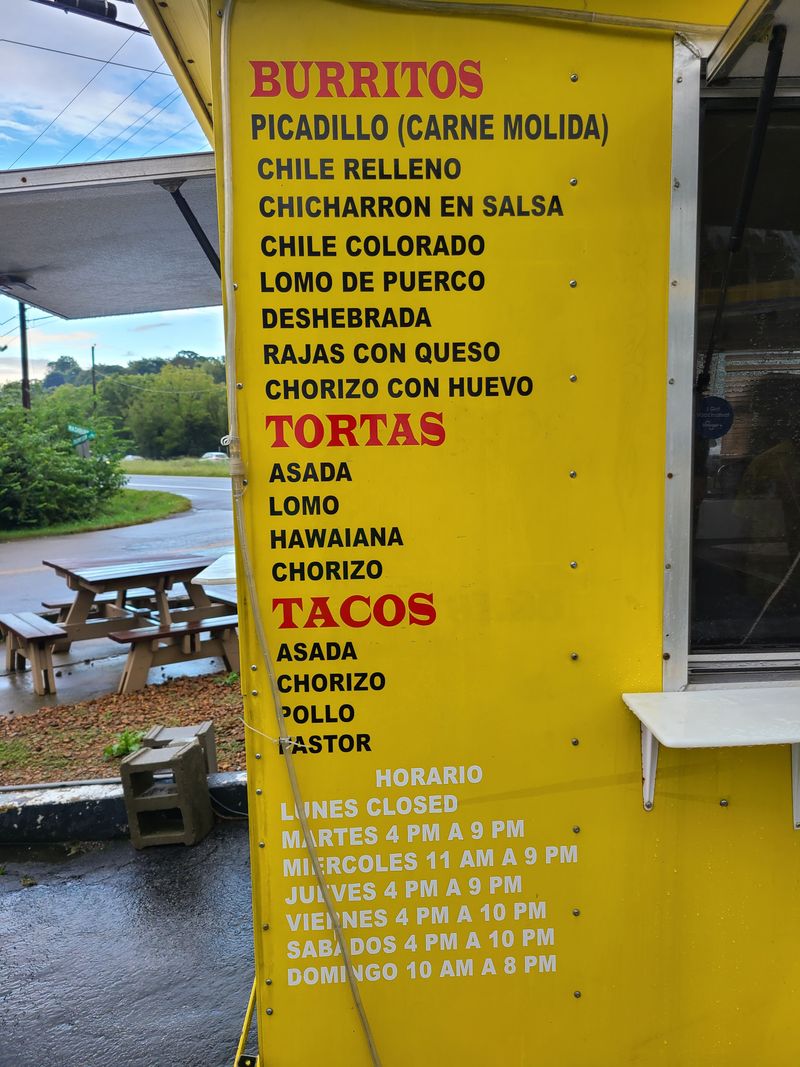 Lightning-Fast Service That Defies Food Truck Stereotypes