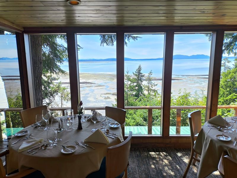 The Oyster Bar On Chuckanut Drive