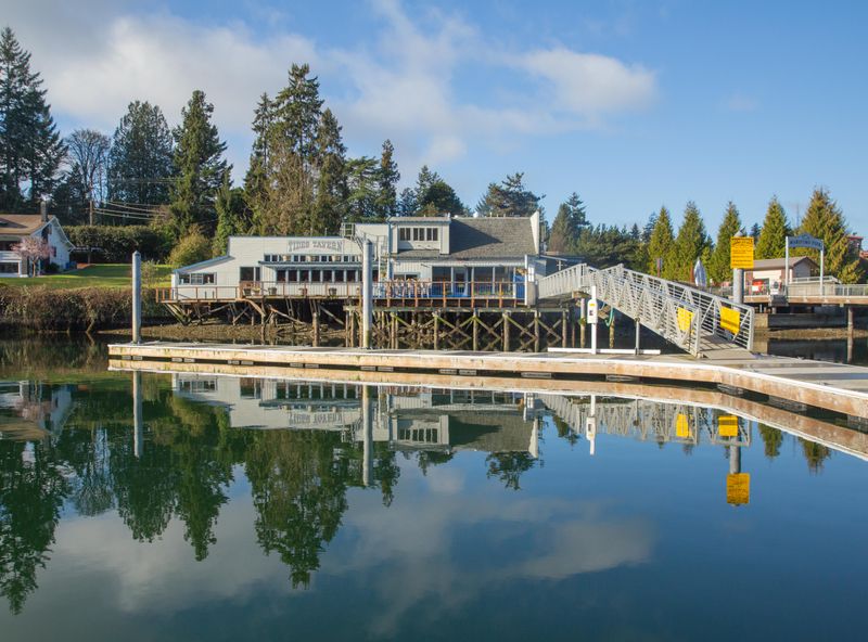 Tides Tavern (Gig Harbor)